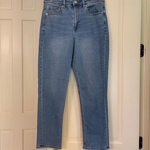 American Eagle mom jean